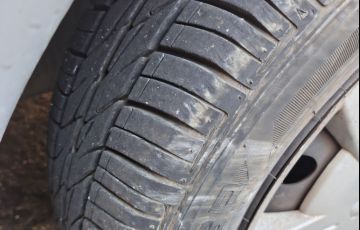 Chevrolet Corsa Sedan GL 1.6 MPFi - Foto #8