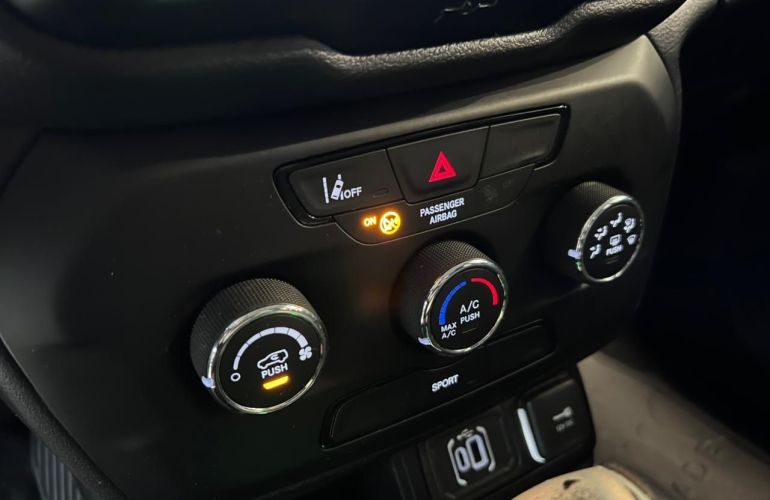 Jeep Renegade 1.3 T270 Turbo Sport - Foto #10