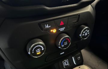 Jeep Renegade 1.3 T270 Turbo Sport - Foto #10