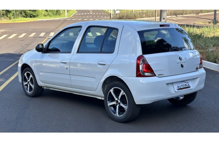 Renault Clio 1.0 16V (flex) 2p - Foto #4