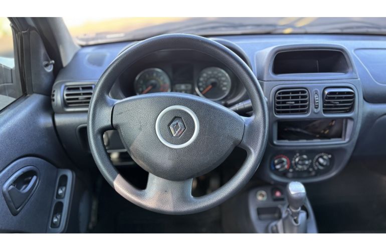 Renault Clio 1.0 16V (flex) 2p - Foto #7