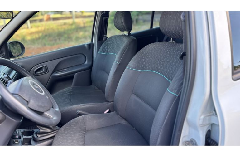 Renault Clio 1.0 16V (flex) 2p - Foto #9