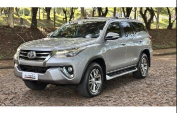 Toyota SW4 2.8 TDI SRX 7L 4x4