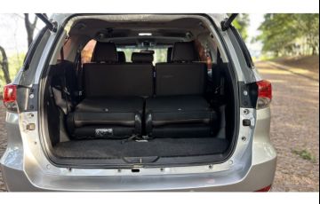 Toyota SW4 2.8 TDI SRX 7L 4x4 - Foto #5