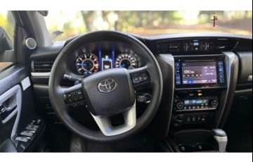 Toyota SW4 2.8 TDI SRX 7L 4x4 - Foto #8