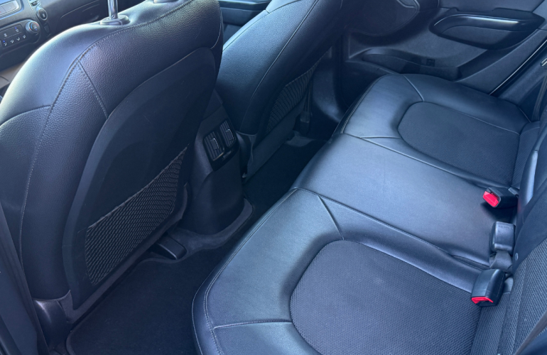 Hyundai ix35 2.0 GL (Aut) - Foto #7