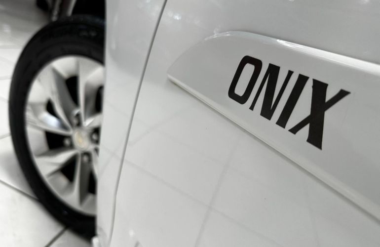 Chevrolet Onix 1.0 Plus Lt - Foto #5