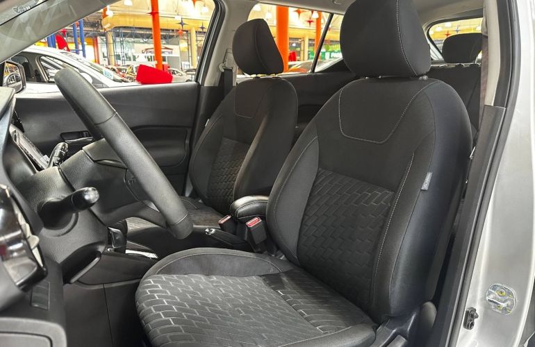 Nissan Kicks 1.6 16V Advance - Foto #8