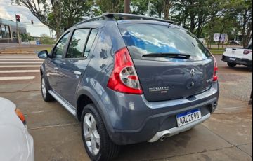 Renault Sandero Stepway 1.6 16V (Flex) - Foto #8