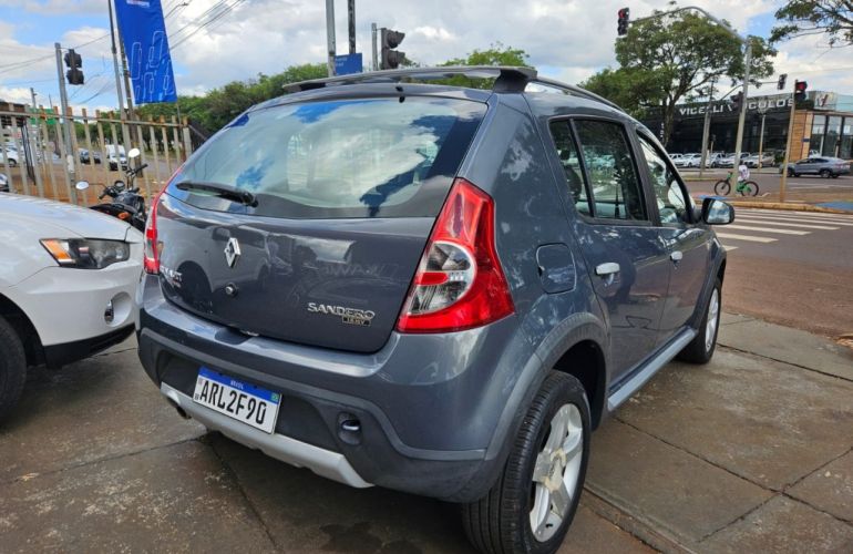 Renault Sandero Stepway 1.6 16V (Flex) - Foto #9