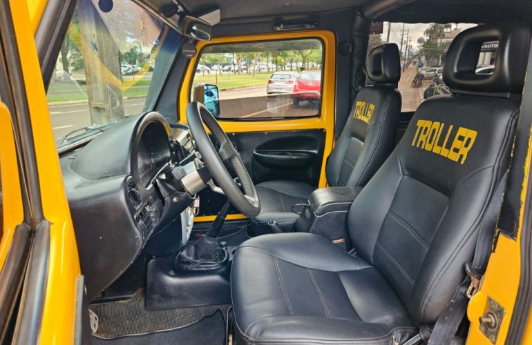Troller T4 4x4 2.8 Turbo (teto rígido) - Foto #10
