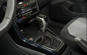 Volkswagen T-cross 1.0 200 TSi Total Comfortline - Foto #10