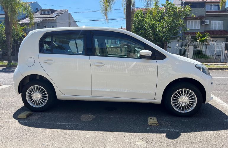 Volkswagen Up! 1.0 12v E-Flex move up! 4p - Foto #4