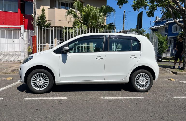 Volkswagen Up! 1.0 12v E-Flex move up! 4p - Foto #5