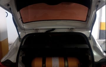 Chevrolet Onix 1.0 Joy SPE/4 - Foto #3