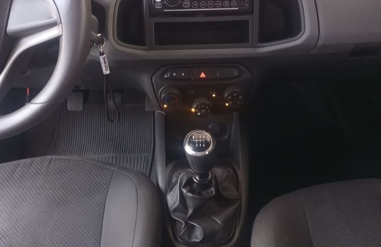 Chevrolet Onix 1.0 Joy SPE/4 - Foto #4