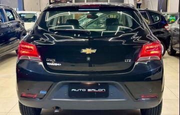 Chevrolet Onix 1.4 MPFi LTZ 8v - Foto #5