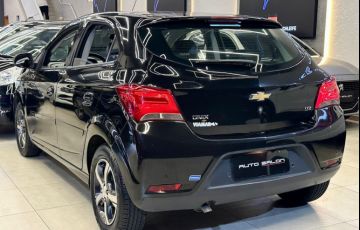 Chevrolet Onix 1.4 MPFi LTZ 8v - Foto #6