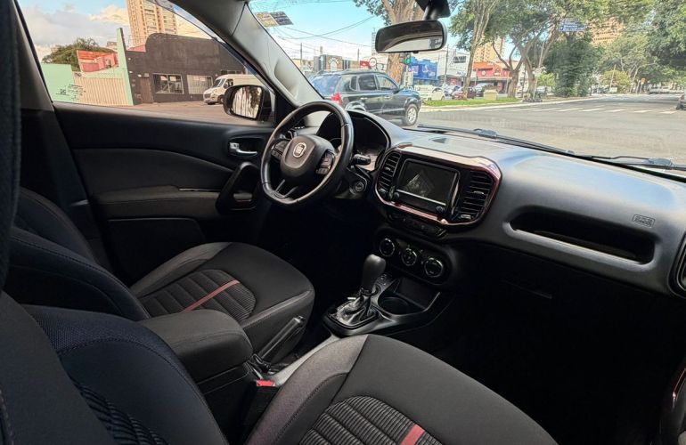 Fiat Toro 1.8 16V Evo Freedom - Foto #9