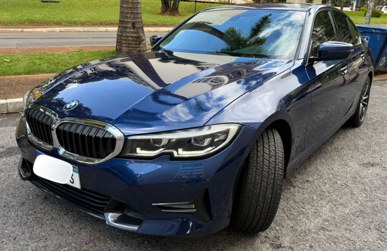 BMW 320i Sport - Foto #2
