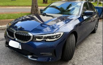 BMW 320i Sport - Foto #2