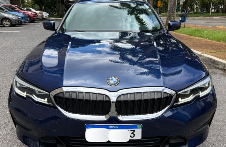 BMW 320i Sport - Foto #4