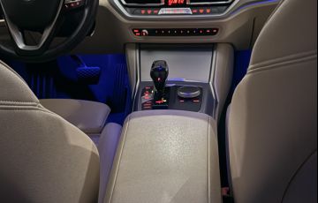 BMW 320i Sport - Foto #6