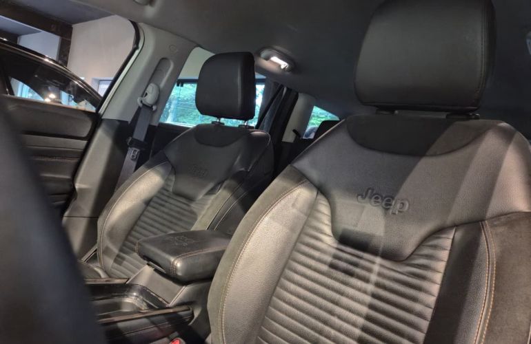 Jeep Commander 2.0 Td380 Turbo Limited - Foto #5