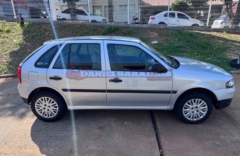 Volkswagen Gol 1.0 Mi 8V G.iv - Foto #4