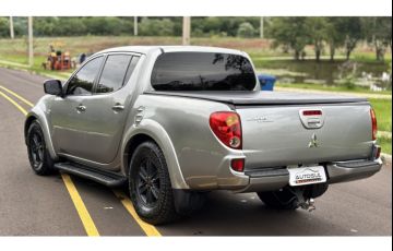 Mitsubishi L200 Triton 2.4 HLS Chrome Edition (Flex) - Foto #4