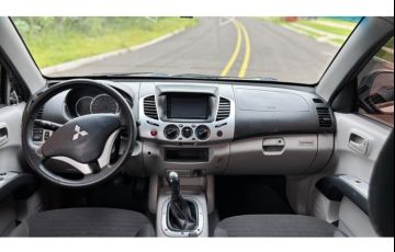 Mitsubishi L200 Triton 2.4 HLS Chrome Edition (Flex) - Foto #8