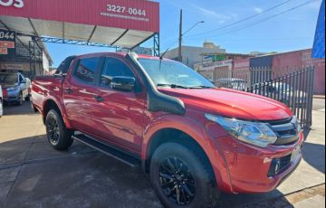 Mitsubishi L200 Triton Sport 2.4 TD HPE 4WD (Aut) - Foto #4