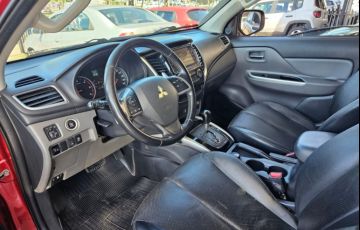 Mitsubishi L200 Triton Sport 2.4 TD HPE 4WD (Aut) - Foto #5