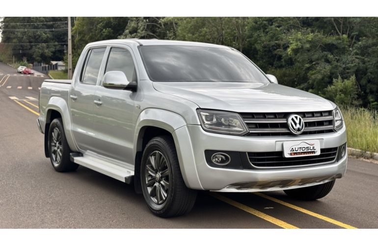 Volkswagen Amarok 2.0 CD 4x4 TDi Highline (Aut) - Foto #3