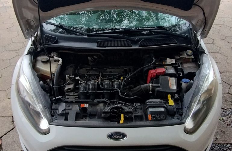 Ford Fiesta 1.6 SE (Aut) - Foto #3