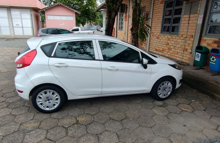 Ford Fiesta 1.6 SE (Aut) - Foto #7