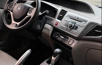Honda Civic 2.0 LXR 16v - Foto #9