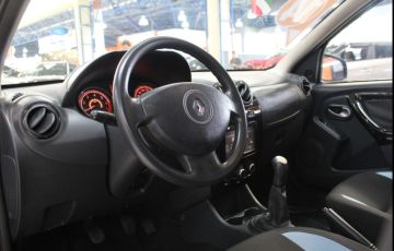 Renault Sandero 1.0 Expression 16v - Foto #3