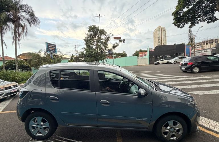 Renault Sandero 1.0 12v Sce Vibe - Foto #7