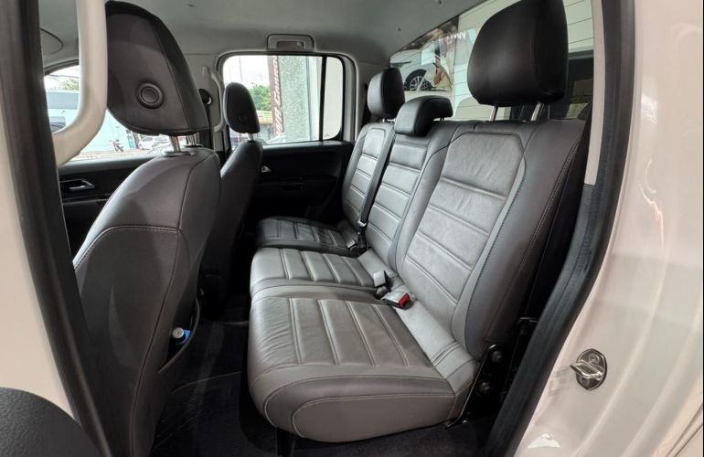 Volkswagen Amarok 3.0 V6 TDi Highline CD 4motion - Foto #7