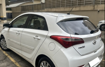Hyundai HB20 1.6 Comfort Plus - Foto #2