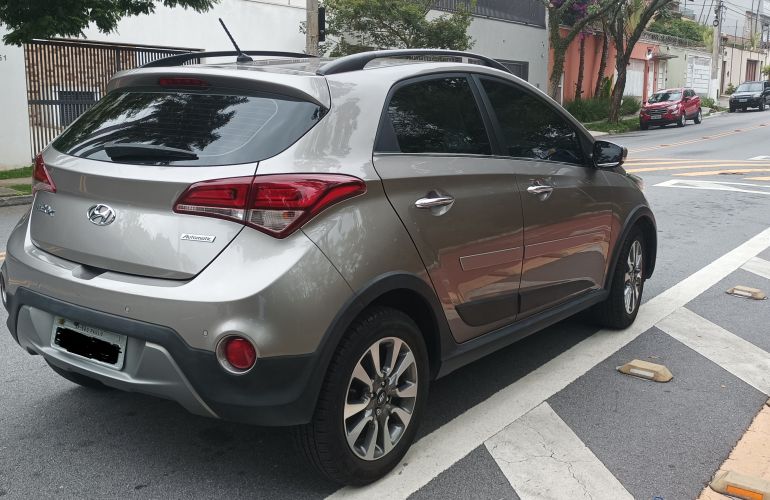 Hyundai HB20X Premium 1.6 (Aut) - Foto #2