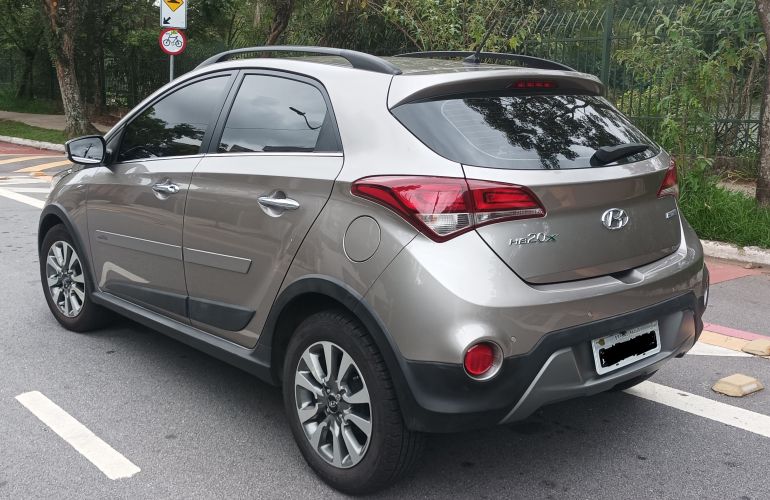 Hyundai HB20X Premium 1.6 (Aut) - Foto #7