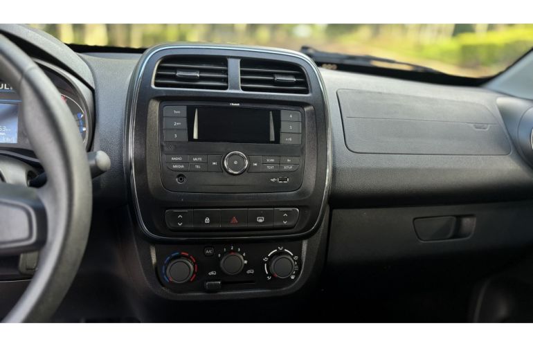 Renault Kwid 1.0 Zen - Foto #10