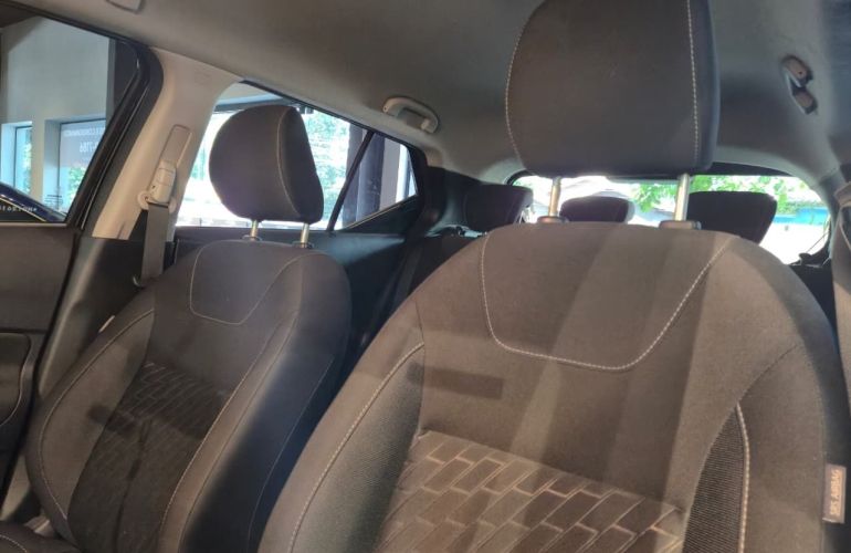 Nissan Kicks 1.6 16V Advance - Foto #5
