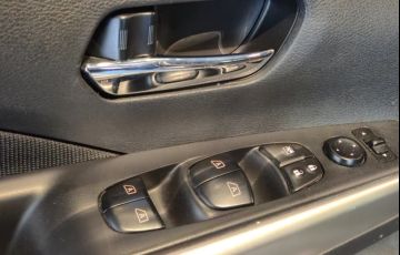 Nissan Kicks 1.6 16V Advance - Foto #10