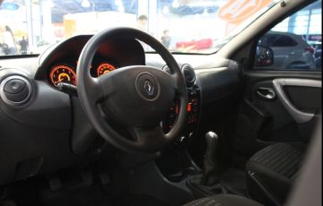 Renault Sandero 1.0 Expression 16v - Foto #4