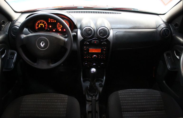 Renault Sandero 1.0 Expression 16v - Foto #8