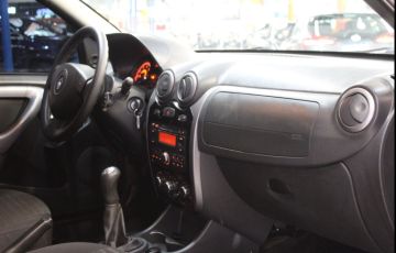 Renault Sandero 1.0 Expression 16v - Foto #10