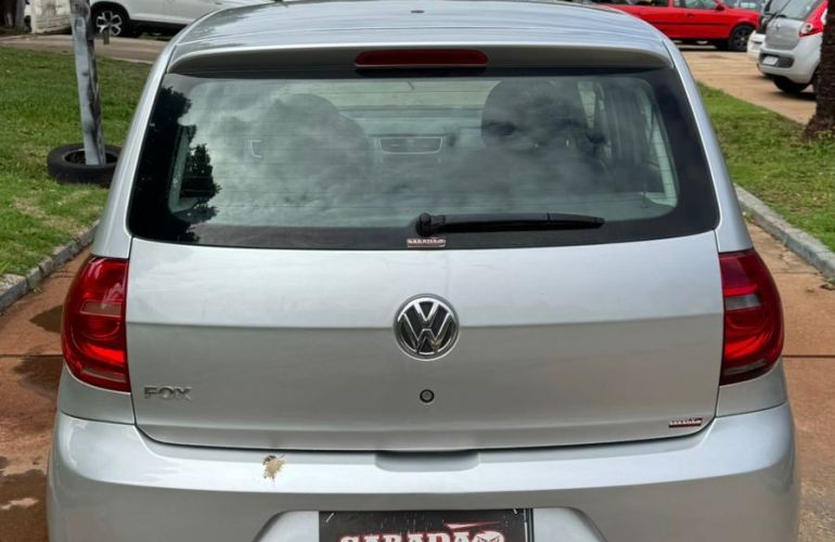 Volkswagen Fox 1.0 Mi 8v - Foto #7
